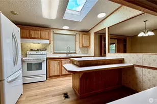 8515 State Ave, Marysville, WA 98270 - Photo 6