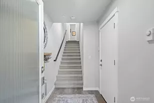 7628 222nd Street SW, Edmonds, WA 98026 - Photo 2