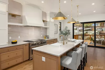 6555 Ridge Lane NE, Bainbridge Island, WA 98110 - Photo 10