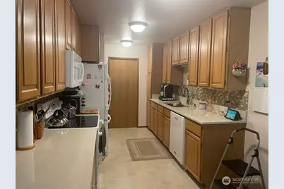 4117 221st Place SE #1076, Issaquah, WA 98029 - Photo 6