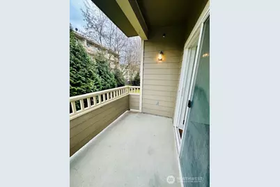 978 Edmonds Avenue NE #C, Renton, WA 98056 - Photo 26