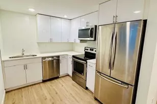 3521 S Leschi Pl, Seattle, WA 98144 - Photo 14