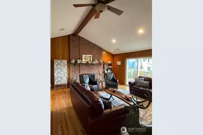 6904 NE 70th Street, Vancouver, WA 98661 - Photo 2