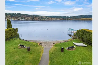 19202 SE 43rd Place, Issaquah, WA 98027 - Photo 2