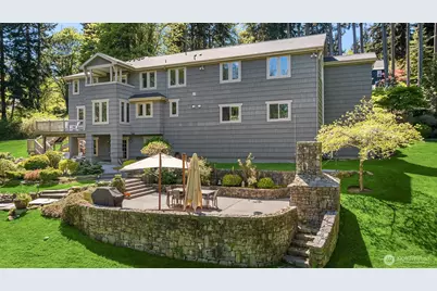 13364 Bridgestone Court NE, Bainbridge Island, WA 98110 - Photo 2