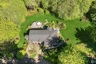 13364 Bridgestone Ct NE, Bainbridge Island, WA 98110 - Photo 38
