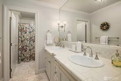 13364 Bridgestone Court NE, Bainbridge Island, WA 98110 - Photo 22