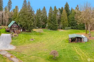 3017 SE Camano Dr, Camano Island, WA 98282 - Photo 32