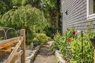 13221 Teem Loop Road NE, Bainbridge Island, WA 98110 - Photo 32