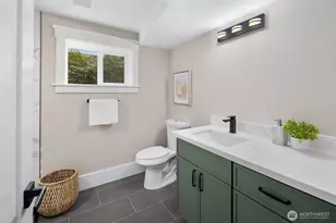 2734 Sunset Dr W, University Place, WA 98466 - Photo 26