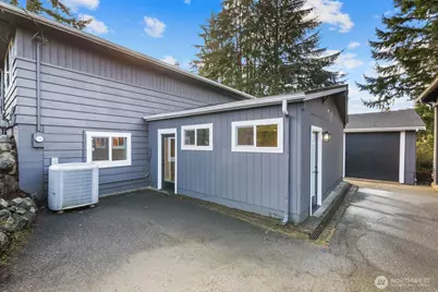 2734 Sunset Drive W, University Place, WA 98466 - Photo 36