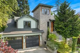 9615 NE 26th St, Clyde Hill, WA 98004 - Photo 2