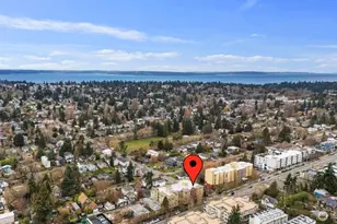 8745 Greenwood Ave N, Seattle, WA 98103 - Photo 20