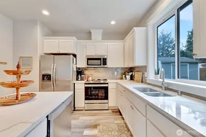 136 Spruce Loop SW, Ocean Shores, WA 98569 - Photo 6