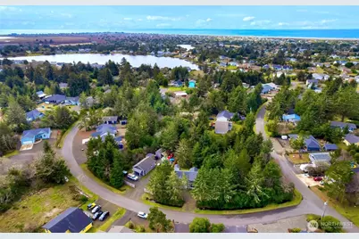 136 Spruce Loop SW, Ocean Shores, WA 98569 - Photo 24