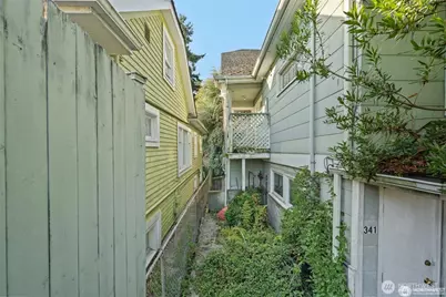 341 NE 51st Street, Seattle, WA 98105 - Photo 28