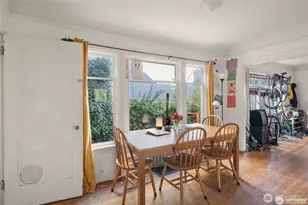 341 NE 51st St, Seattle, WA 98105 - Photo 4