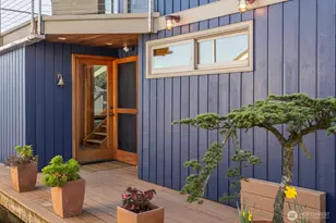 3110 Portage Bay Pl E, Seattle, WA 98102 - Photo 2