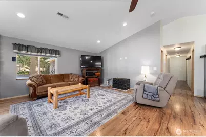 12821 Entiat River Road, Entiat, WA 98822 - Photo 8