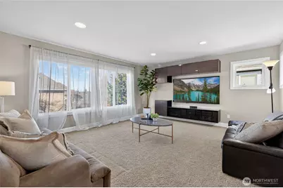 25902 NE 1st Place, Sammamish, WA 98074 - Photo 24