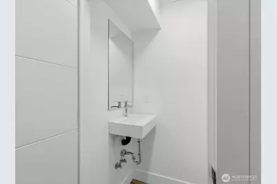 909 Hiawatha Pl S #C, Seattle, WA 98144 - Photo 10