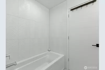 909 Hiawatha Pl S #C, Seattle, WA 98144 - Photo 16