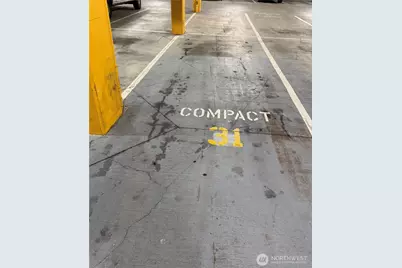 4020 Aurora Avenue N #204, Seattle, WA 98103 - Photo 22