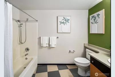 4020 Aurora Avenue N #204, Seattle, WA 98103 - Photo 16