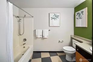 4020 Aurora Ave N, Seattle, WA 98103 - Photo 16