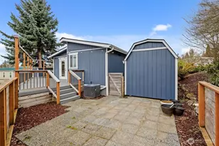 12601 NE 197th St, Bothell, WA 98011 - Photo 36