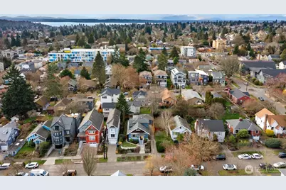 7041 14th Avenue NW, Seattle, WA 98117 - Photo 38