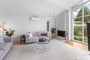 8432 SE 34th Pl, Mercer Island, WA 98040 - Photo 2