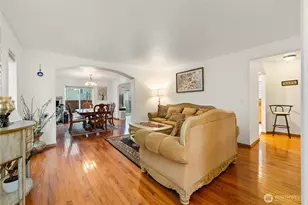 16107 SE 256th Pl, Covington, WA 98042 - Photo 4