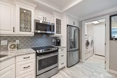 7336 Steilacoom Boulevard SW, Lakewood, WA 98499 - Photo 8