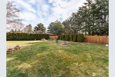 1715 Harris Court, Wenatchee, WA 98801 - Photo 36