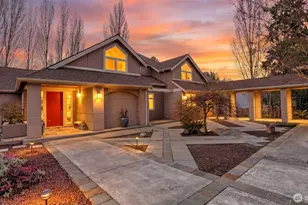 13730 Main St, Bellevue, WA 98005 - Photo 2