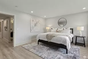 13730 Main St, Bellevue, WA 98005 - Photo 32