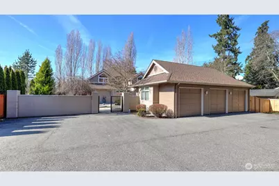 13730 Main Street, Bellevue, WA 98005 - Photo 40