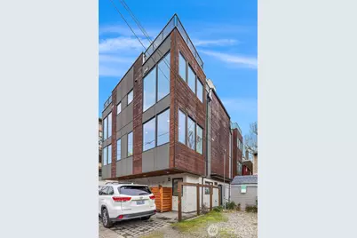 119 A 18th Avenue E, Seattle, WA 98122 - Photo 2