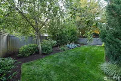 719 99th Avenue NE, Bellevue, WA 98004 - Photo 38