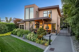 719 99th Ave NE, Bellevue, WA 98004 - Photo 2