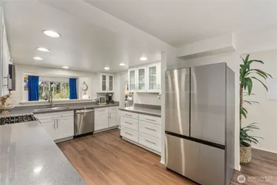 13316 NE 89th Street, Redmond, WA 98052 - Photo 8