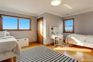 2301 Rosemont Pl W, Seattle, WA 98199 - Photo 16