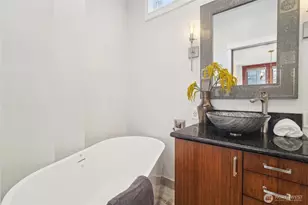 1420 N 50th St, Seattle, WA 98103 - Photo 14