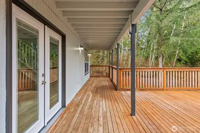 7605 NE Hidden Cove Rd, Bainbridge Island, WA 98110 - Photo 4