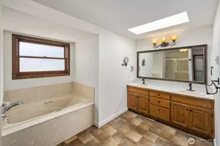 8515 192nd St SW, Edmonds, WA 98026 - Photo 24