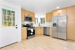 3110 11th St, Bremerton, WA 98312 - Photo 14