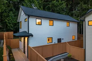 10602 NE 137th Pl, Kirkland, WA 98034 - Photo 24