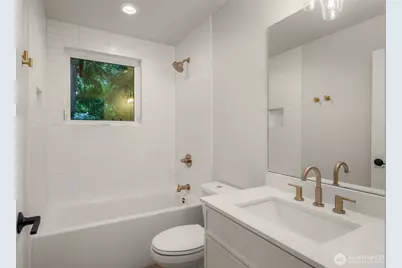 10602 NE 137th Place, Kirkland, WA 98034 - Photo 20