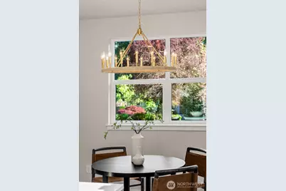 10604 NE 137th Place, Kirkland, WA 98034 - Photo 14